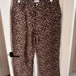 Woman’s AERO Leopard Print Pants